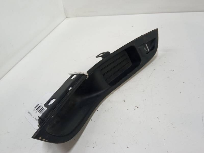 MANDO ELEVALUNAS DELANTERO DERECHO BM51A240A40 