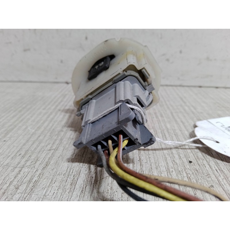 Recambio de mando elevalunas delantero derecho para renault megane ii (bm0/1_, cm0/1_) 1.5 dci (bm1e, cm1e) referencia OEM IAM  