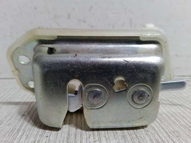 Recambio de cerradura maletero / porton para chevrolet matiz (m200, m250) 1.0 referencia OEM IAM   