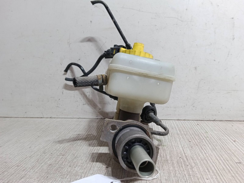 Recambio de bomba freno para volkswagen golf iv (1j1) 1.4 16v referencia OEM IAM   