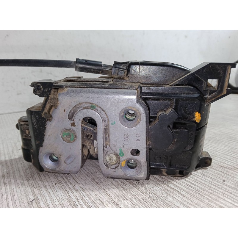 Recambio de cerradura puerta delantera derecha para renault megane iii hatchback (bz0/1_, b3_) 1.5 dci referencia OEM IAM   