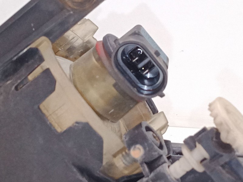 Recambio de faro antiniebla derecho para ford mondeo iv (ba7) 1.8 tdci referencia OEM IAM 0305081002  