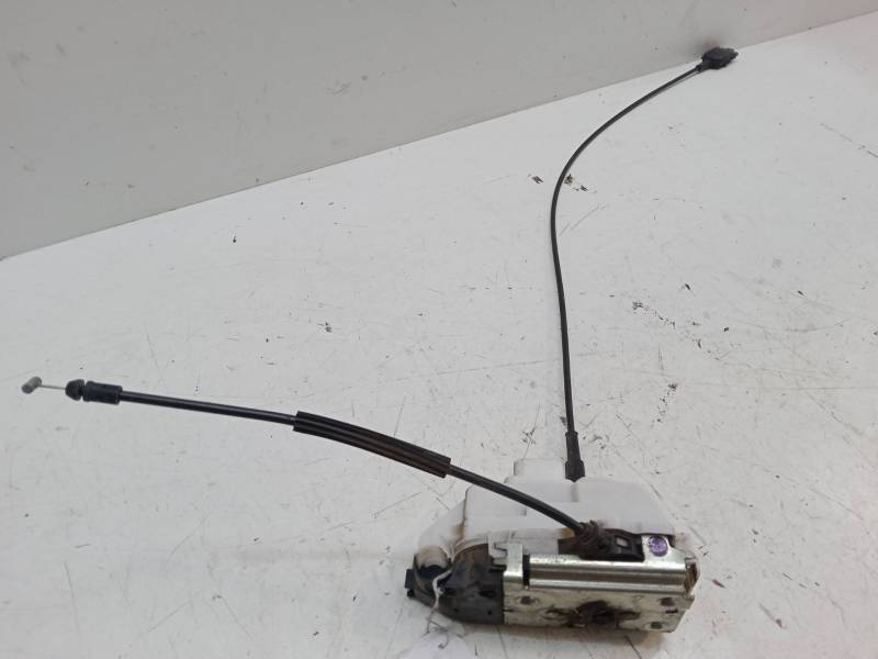 CERRADURA PUERTA DELANTERA DERECHA 