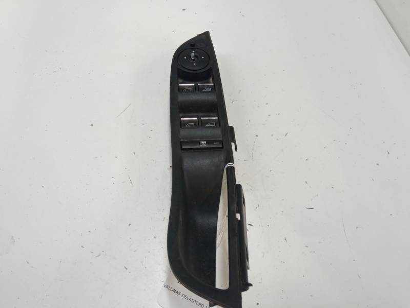 MANDO ELEVALUNAS DELANTERO IZQUIERDO PAM5T14A132CA 