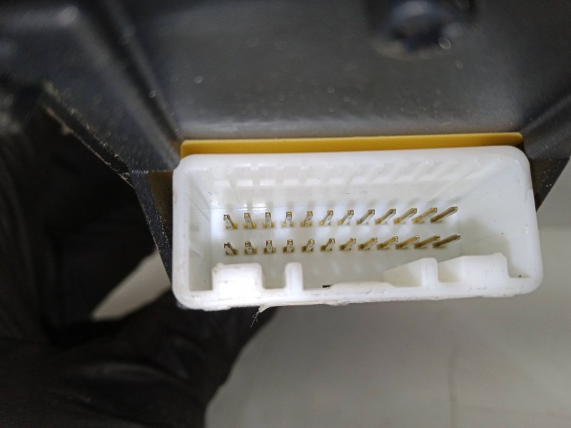 Recambio de mando elevalunas delantero izquierdo para toyota corolla (_e12_) 2.0 d-4d (cde120_) referencia OEM IAM 8480202251BO 