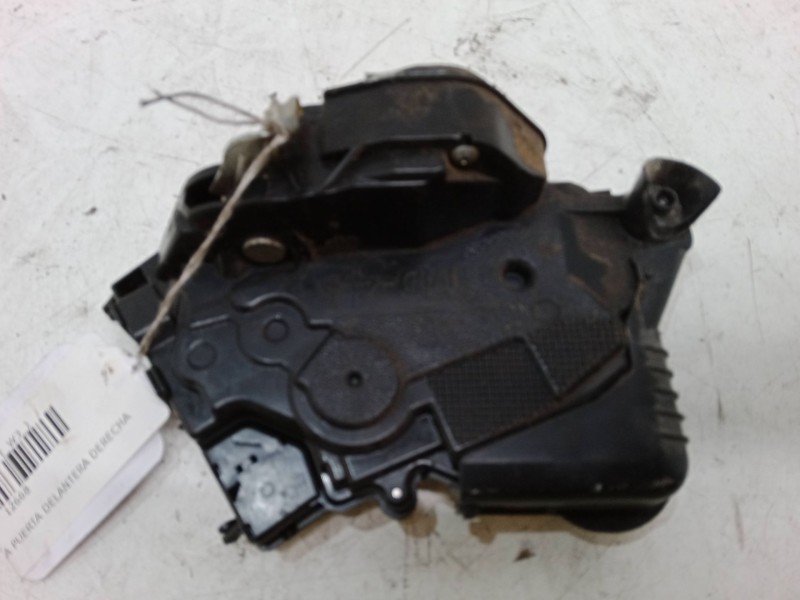 Recambio de cerradura puerta delantera derecha para toyota prius (_w3_) 1.8 hybrid (zvw3_) referencia OEM IAM   