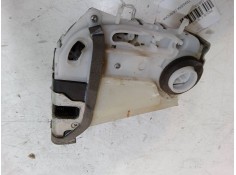 Recambio de cerradura puerta trasera derecha para toyota prius (_w3_) 1.8 hybrid (zvw3_) referencia OEM IAM   