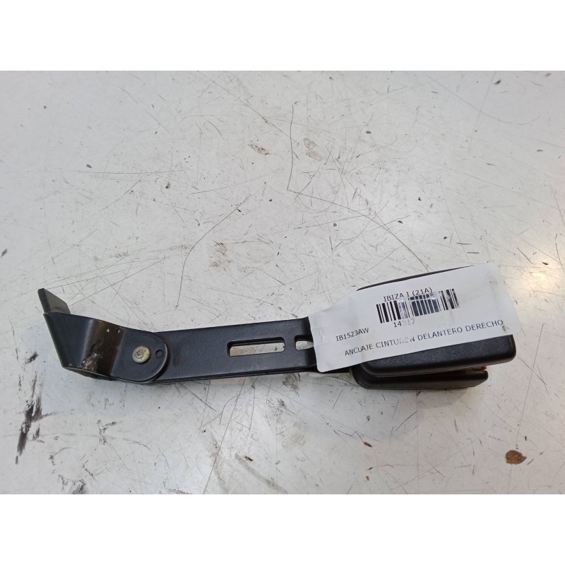 Recambio de anclaje cinturon delantero derecho para seat ibiza i (21a) 0.9 referencia OEM IAM   