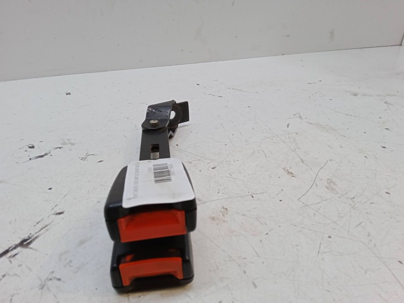 Recambio de anclaje cinturon delantero derecho para seat ibiza i (21a) 0.9 referencia OEM IAM   