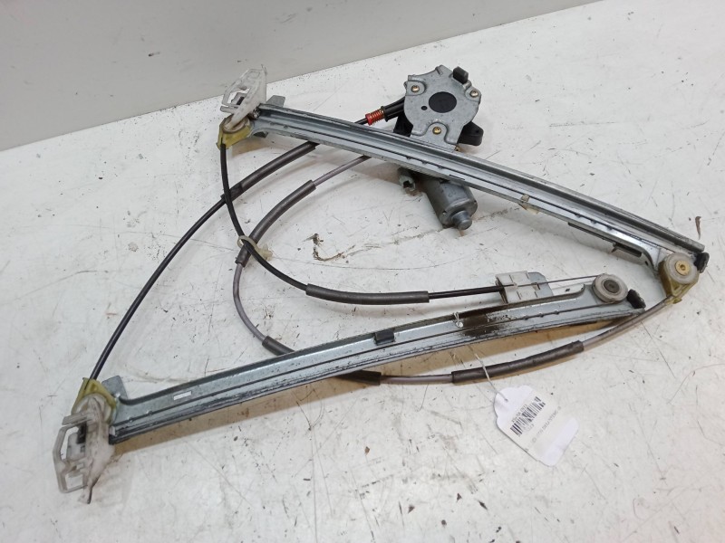 Recambio de elevalunas electrico delantero derecho para citroën xsara (n1) 2.0 hdi 90 referencia OEM IAM   