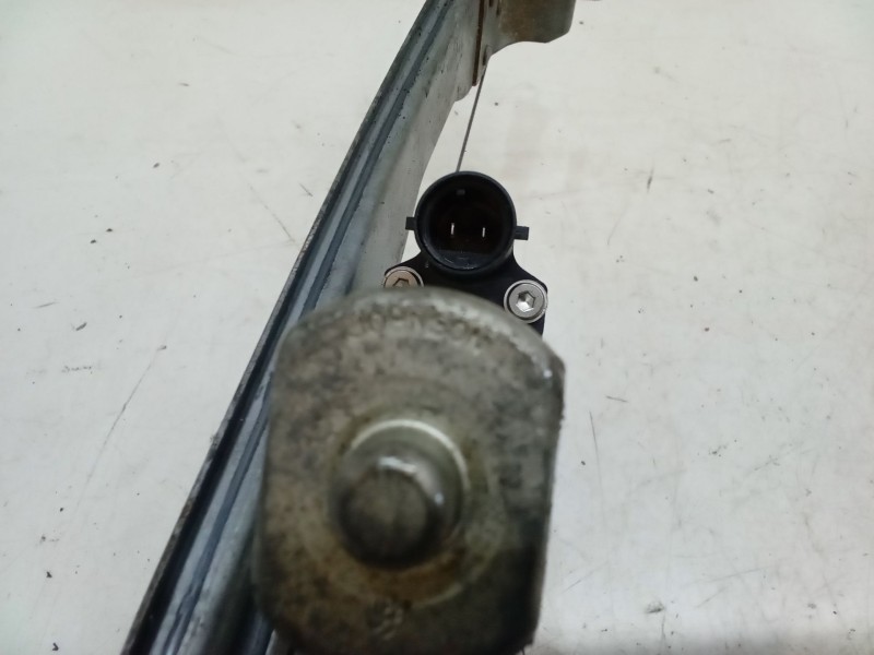 Recambio de elevalunas electrico delantero derecho para dacia sandero 1.2 16v referencia OEM IAM   