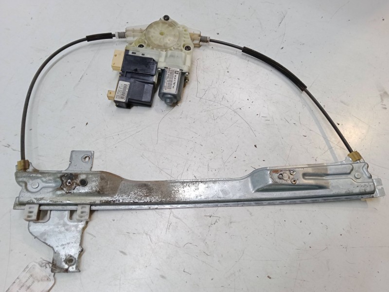 Recambio de elevalunas electrico delantero derecho para citroën c4 coupé (la_) 1.6 hdi referencia OEM IAM 9681576780  