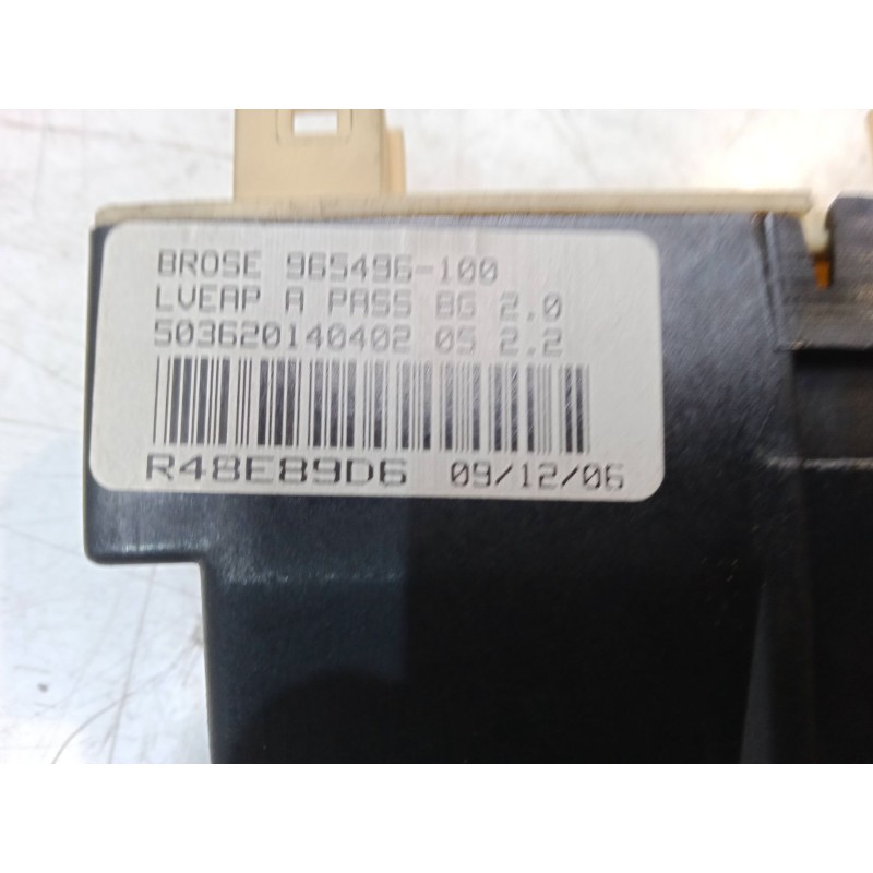 Recambio de elevalunas electrico delantero derecho para citroën c4 coupé (la_) 1.6 hdi referencia OEM IAM 9681576780  