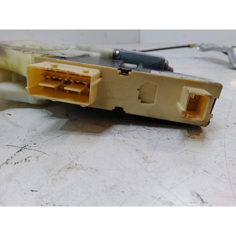 Recambio de elevalunas electrico delantero derecho para citroën c4 coupé (la_) 1.6 hdi referencia OEM IAM 9681576780  