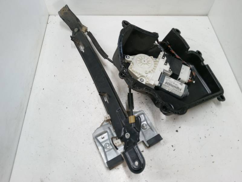 ELEVALUNAS ELECTRICO TRASERO DERECHO 983600-202 