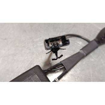 ANCLAJE CINTURON DELANTERO IZQUIERDO 
