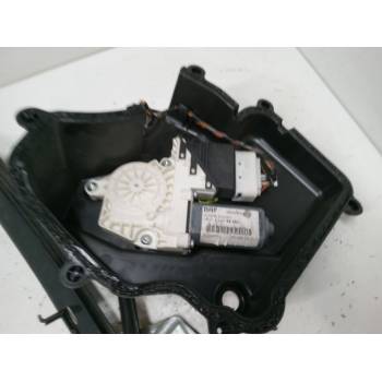 ELEVALUNAS ELECTRICO TRASERO DERECHO 983600-202 