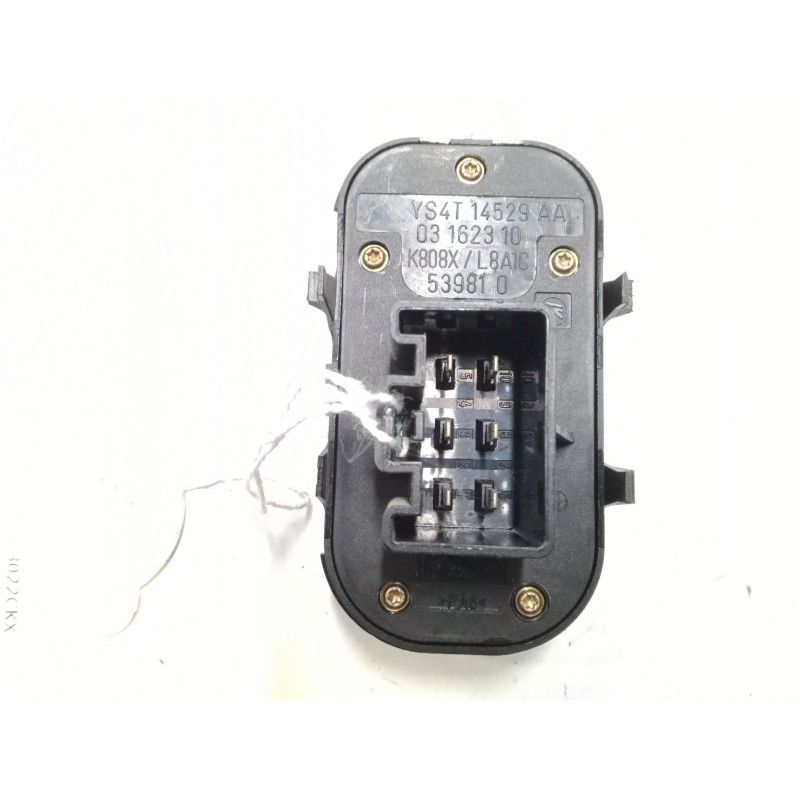 Recambio de mando elevalunas delantero izquierdo para ford focus i (daw, dbw) 1.8 tdci referencia OEM IAM    Recambio de mando elevalunas delantero izquierdo para ford focus i (daw, dbw) 1.8 tdci referencia OEM IAM