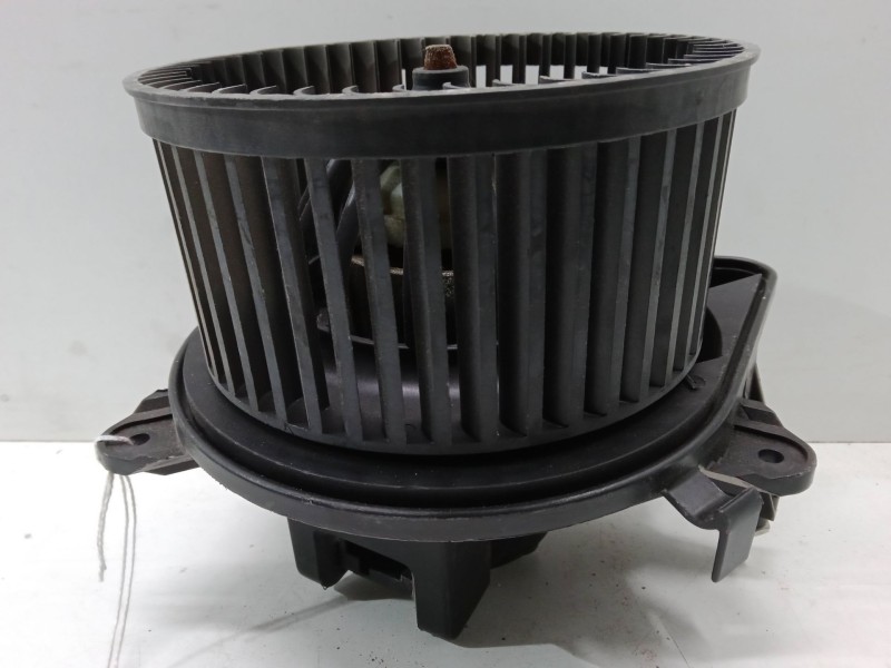 Recambio de motor calefaccion para lancia ypsilon (843_) 1.2 (843.axa1a) referencia OEM IAM   