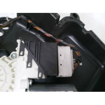 ELEVALUNAS ELECTRICO TRASERO DERECHO 983600-202 
