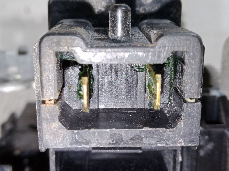 Recambio de cerradura puerta delantera derecha para renault kangoo (kc0/1_) 1.5 dci referencia OEM IAM   