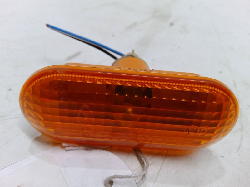 Recambio de intermitente lateral derecho para ford fiesta v (jh_, jd_) 1.3 referencia OEM IAM    Recambio de intermitente lateral derecho para ford fiesta v (jh_, jd_) 1.3 referencia OEM IAM