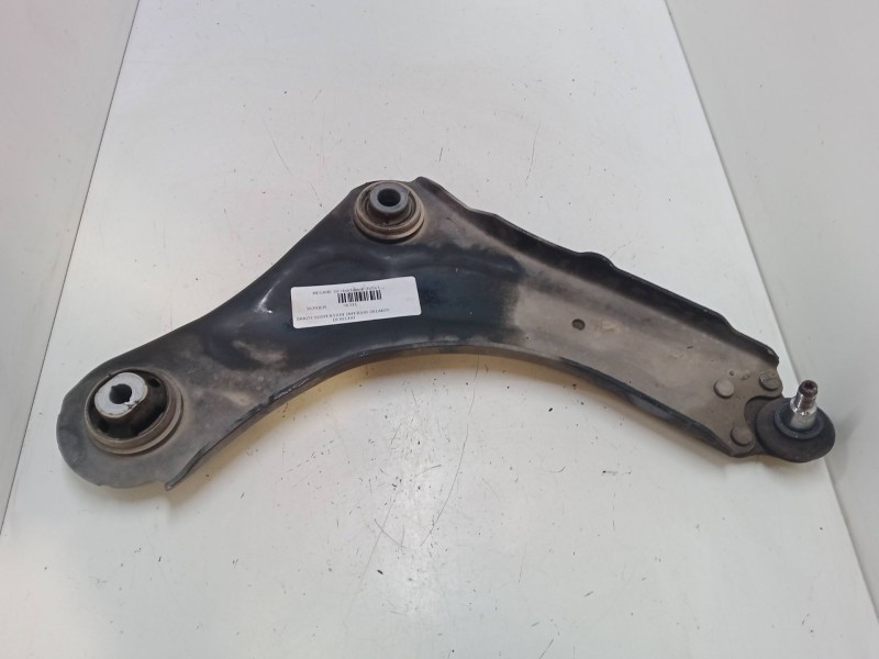 Recambio de brazo suspension inferior delantero derecho para renault megane iii hatchback (bz0/1_, b3_) 1.2 tce (bz2b, bz11) ref