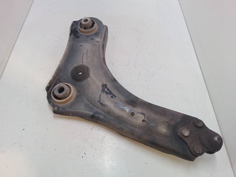 Recambio de brazo suspension inferior delantero derecho para renault megane iii hatchback (bz0/1_, b3_) 1.2 tce (bz2b, bz11) ref