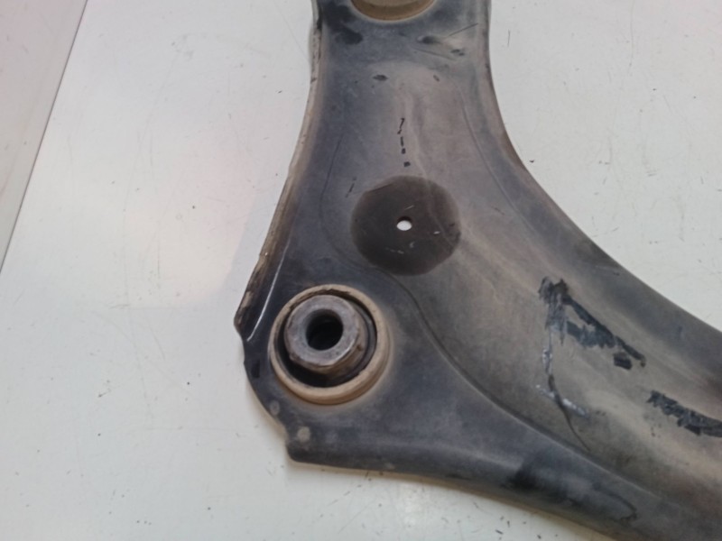 Recambio de brazo suspension inferior delantero derecho para renault megane iii hatchback (bz0/1_, b3_) 1.2 tce (bz2b, bz11) ref