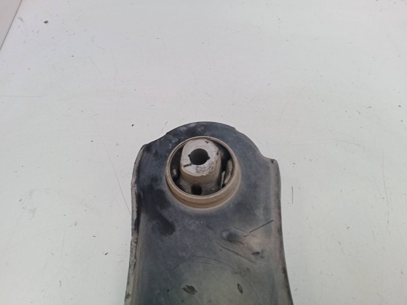 Recambio de brazo suspension inferior delantero derecho para renault megane iii hatchback (bz0/1_, b3_) 1.2 tce (bz2b, bz11) ref