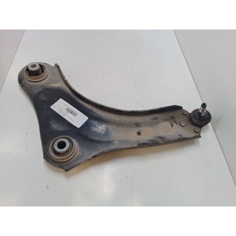 Recambio de brazo suspension inferior delantero izquierdo para renault megane iii hatchback (bz0/1_, b3_) 1.2 tce (bz2b, bz11) r