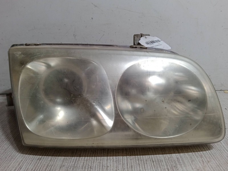 Recambio de faro derecho para hyundai trajet (fo) 2.0 crdi referencia OEM IAM   