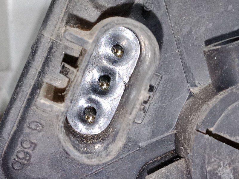 Recambio de faro derecho para hyundai trajet (fo) 2.0 crdi referencia OEM IAM   