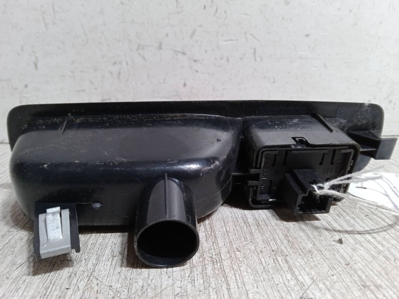 Recambio de mando elevalunas trasero izquierdo para renault megane iii hatchback (bz0/1_, b3_) 1.5 dci referencia OEM IAM   