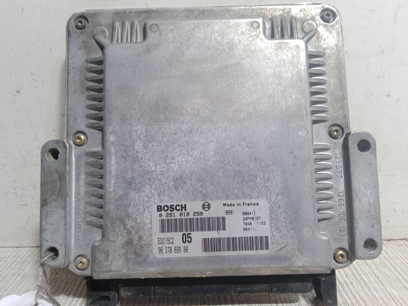 Recambio de centralita motor uce para peugeot 206 hatchback (2a/c) 2.0 hdi 90 referencia OEM IAM   