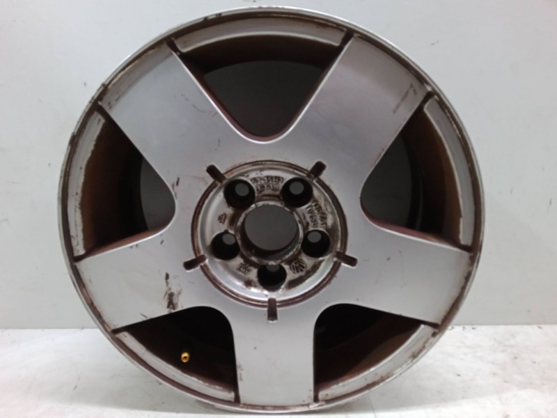 Recambio de llanta alumino 15´´ para volkswagen golf iv (1j1) 1.9 tdi referencia OEM IAM   