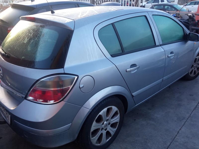 opel astra h (a04) del año 2008