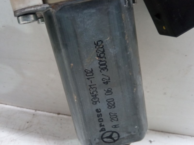 Recambio de elevalunas electrico delantero derecho para mercedes-benz slk (r172) 200 (172.434) referencia OEM IAM   