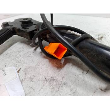 ANCLAJE CINTURON DELANTERO DERECHO 