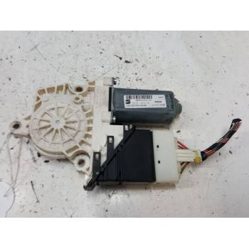 MOTOR ELEVALUNA TRASERO DERECHO 1K0959704AE 