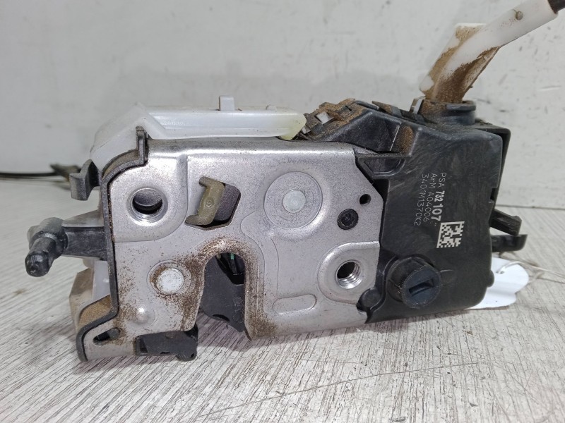 Recambio de cerradura puerta trasera derecha para peugeot 308 i (4a_, 4c_) 1.6 hdi referencia OEM IAM   