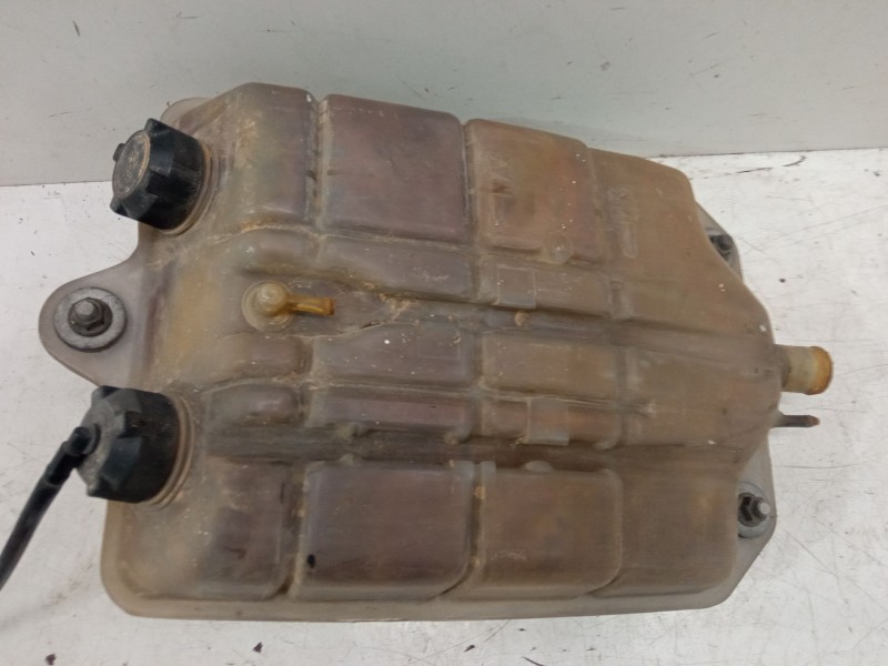 Recambio de botella expansion para iveco ml150e23 referencia OEM IAM   
