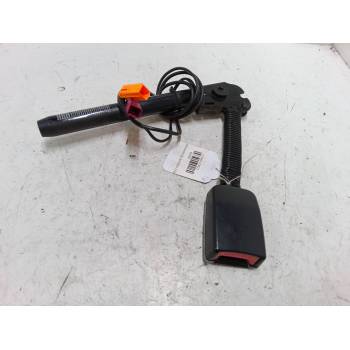ANCLAJE CINTURON DELANTERO IZQUIERDO 