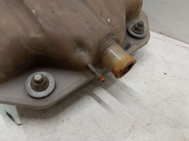 Recambio de botella expansion para iveco ml150e23 referencia OEM IAM   