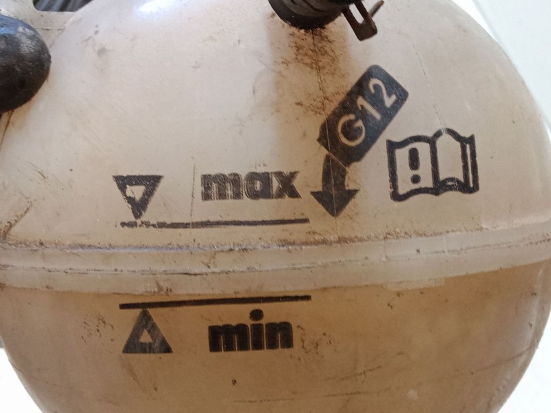 Recambio de botella expansion para seat ibiza ii (6k1) 1.4 i referencia OEM IAM   