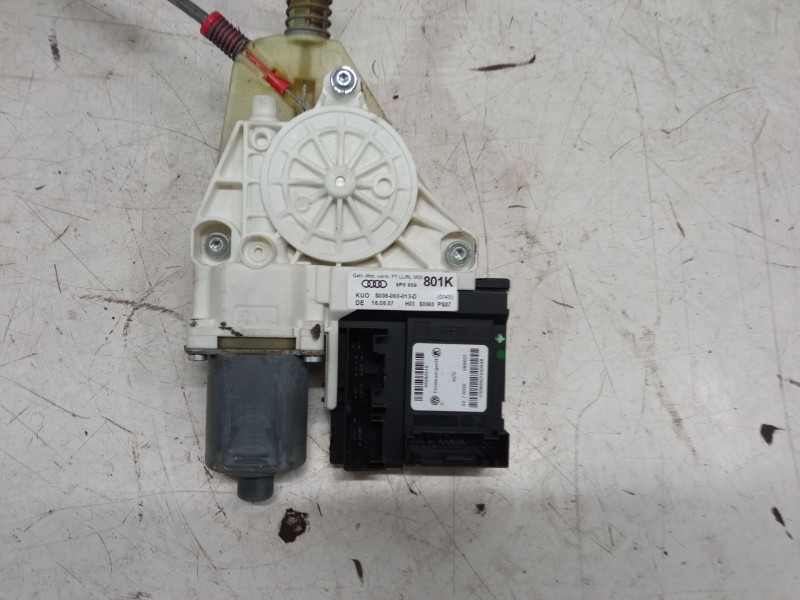 Recambio de elevalunas electrico delantero izquierdo para audi a3 (8p1) 1.6 fsi referencia OEM IAM   