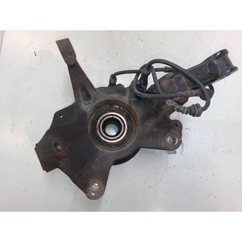Recambio de mangueta delantera izquierda para renault megane iii hatchback (bz0/1_, b3_) 1.2 tce (bz2b, bz11) referencia OEM IAM