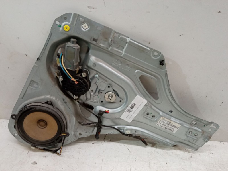 Recambio de elevalunas electrico trasero derecho para kia sportage ii (je_, km_) 2.0 i 16v referencia OEM IAM   