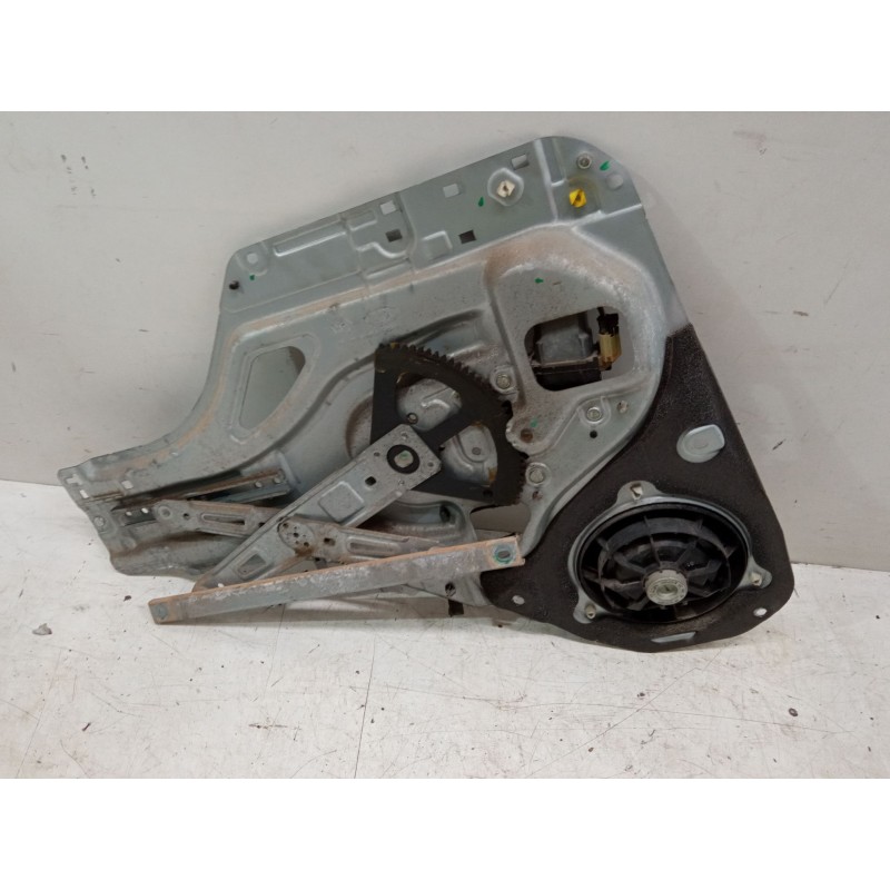 Recambio de elevalunas electrico trasero derecho para kia sportage ii (je_, km_) 2.0 i 16v referencia OEM IAM   