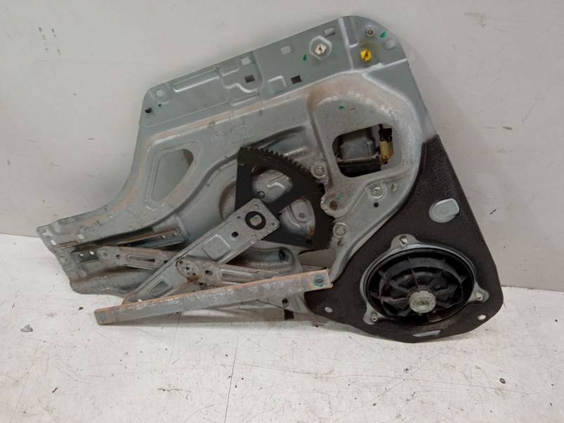 Recambio de elevalunas electrico trasero derecho para kia sportage ii (je_, km_) 2.0 i 16v referencia OEM IAM   